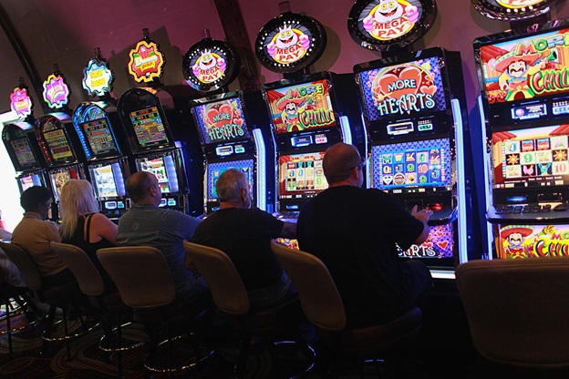 parx casino poker reopening